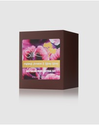 Silk Oil of Morocco - Patchouli, Geranium & Ylang Ylang Natural Soy Candle