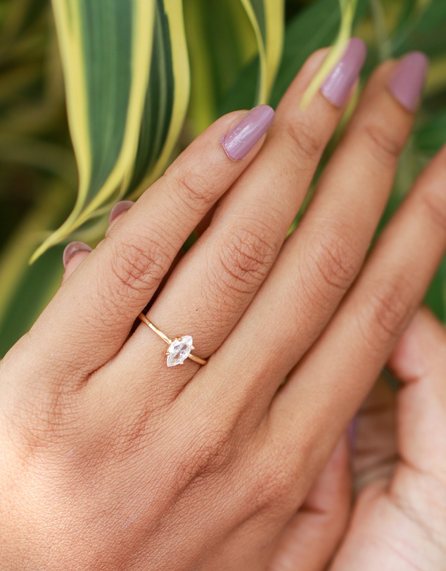 Elli Jewelry - Zirconia Band Ring in Gold-Plated 925 Silver