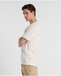 New Balance - Athletics Premium Relaxed Chest Logo T-Shirt