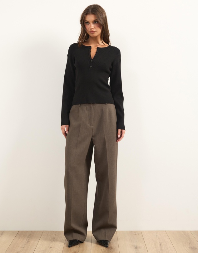 Atmos&Here - Lina Long Sleeve Knit Top