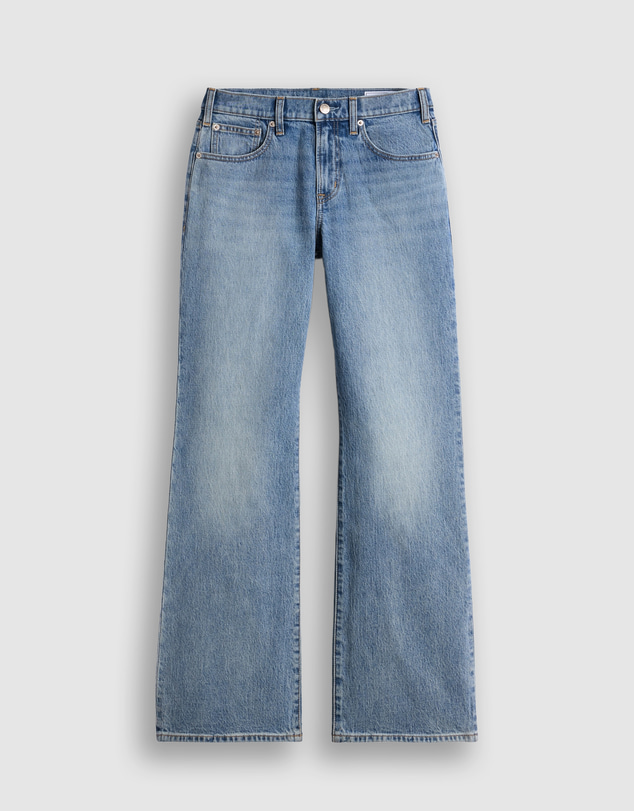 GAP - Mid-Rise Relaxed Flare Jeans