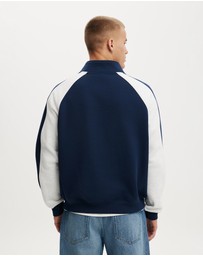 Cotton On - 1/4 Zip Graphic Fleece