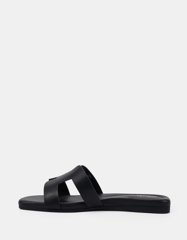 Clarks - Yvette Black