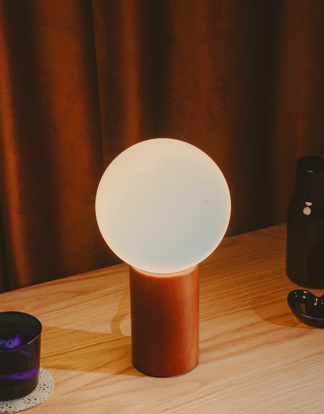Dennis Did It - Tube Lamp