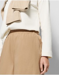 Commonry - Jemma Pant