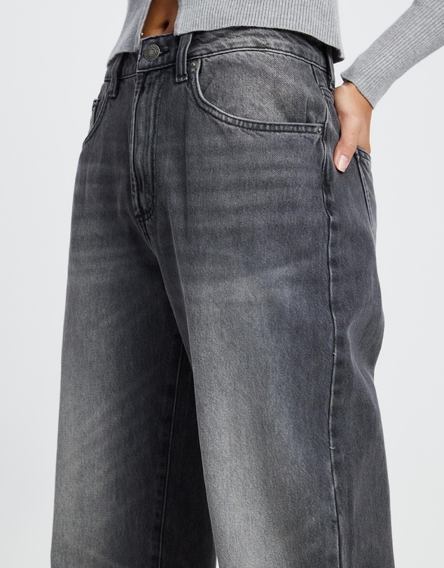 Cotton On - Curvy 91 Straight Jeans