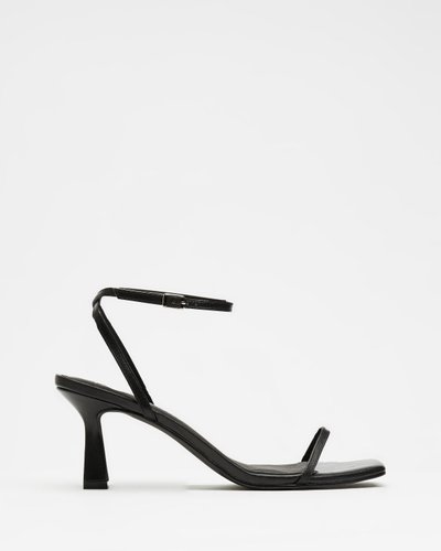 Gwen Heels
