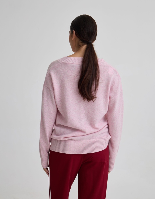 Oxford - Astrid V Neck