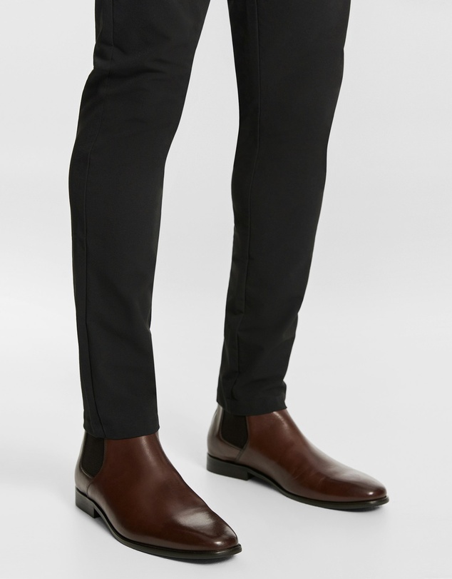 yd. - New York Chelsea Leather Boot