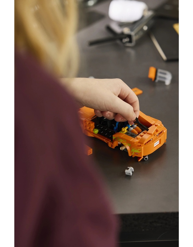 LEGO - 77260 The Fast and The Furious Toyota Supra MK
