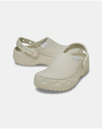 Crocs - Classic Crafted Clogs - Unisex