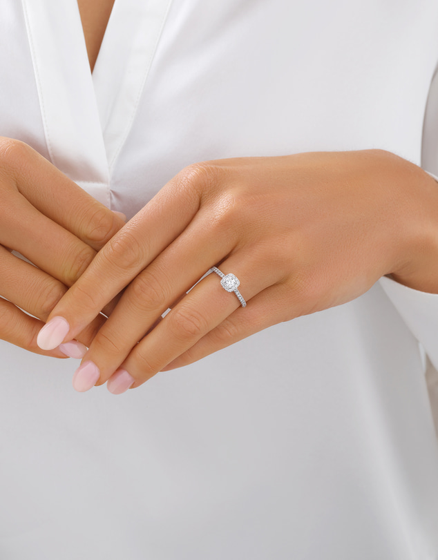 Michael Hill - Engagement Ring with 1/2 Carat TW of Diamonds in 14kt White Gold