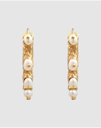 Haze & Glory - ICONIC EXCLUSIVE - Earrings Sun of Pearl Huggie 925 Sterling Silver Gold-Plated