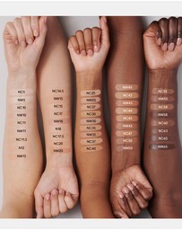 MAC - Studio Radiance 24Hr Luminous Lift Concealer
