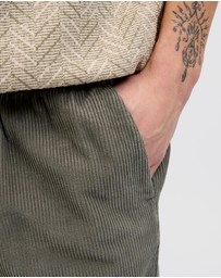 Jack & Jones - Bill Corduroy Jogger Shorts