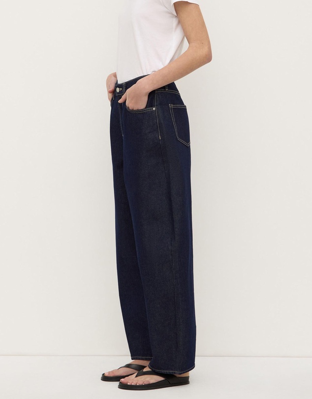 Assembly Label - High Rise Barrel Jeans