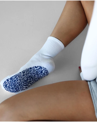 Leelo Active - Grip Socks - The Design Collection