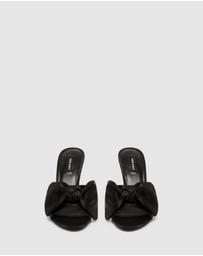 Nine West - Trina