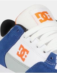 DC Shoes - Boys 8 to 16 Onyx Skate Shoes