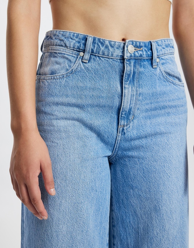 Wrangler - Mid Stevie Jeans