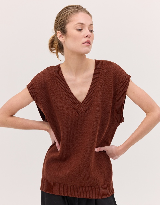 Cloth & Co. - The Vest