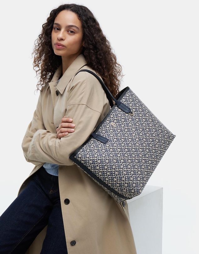 Tommy Hilfiger - Icon Jacquard Tote Bag