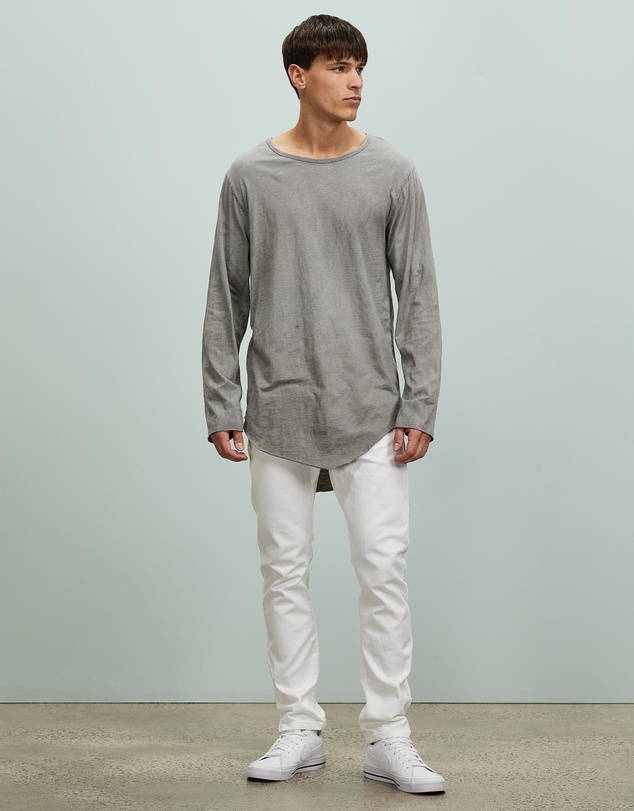 Surrounded By Ghosts - The Howlite Long Sleeve T-Shirt
