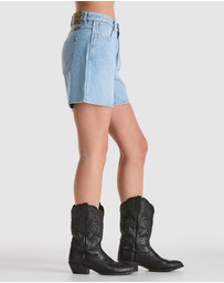 Wrangler - Mid A-Line Shorts