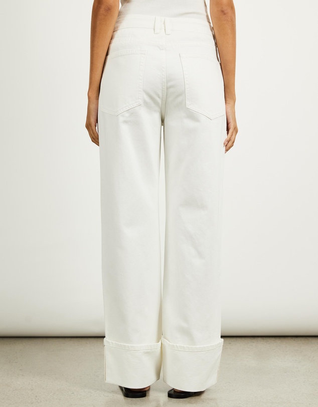 Minima Esenciales - Eliana Selvedge Jeans