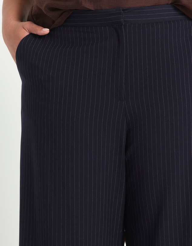 Estelle - Sofia Pant
