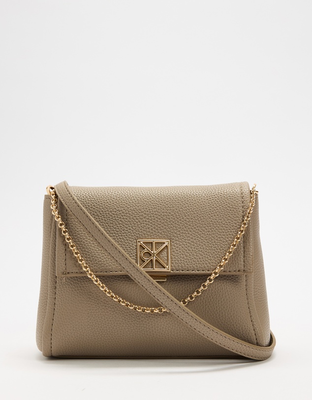 Calvin Klein - Emblem HW Pebble Crossbody 20