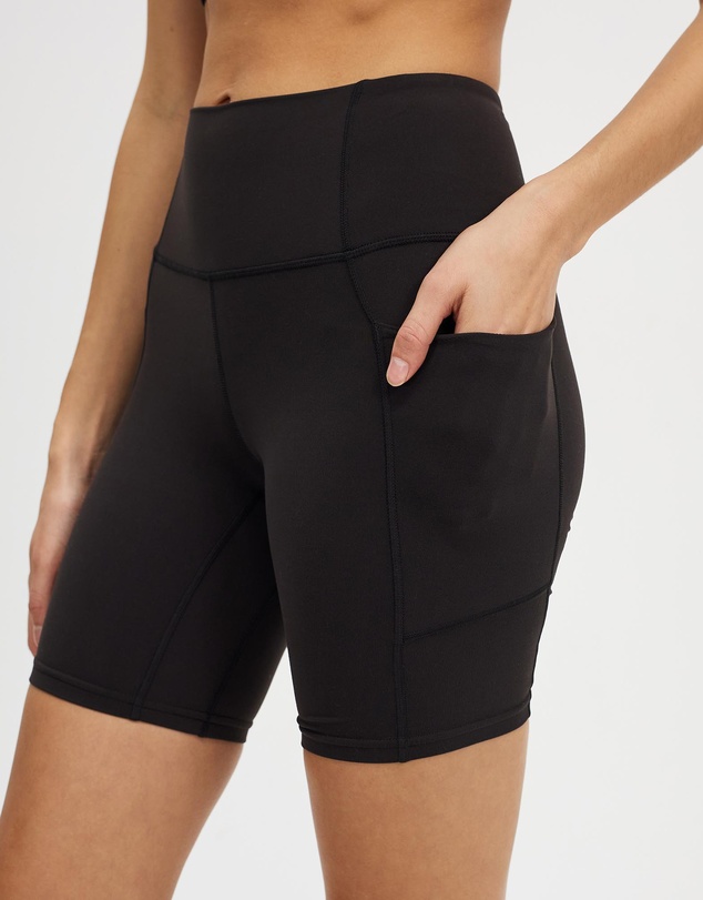 Patagonia - Women's Maipo Shorts - 8