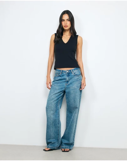 AERE - Cotton V Neck Tank
