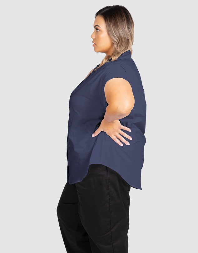 Love Your Wardrobe - Nikki Ruched Extended Sleeve Shirt