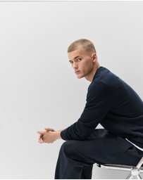 UNISON - Lightweight Crew Knit