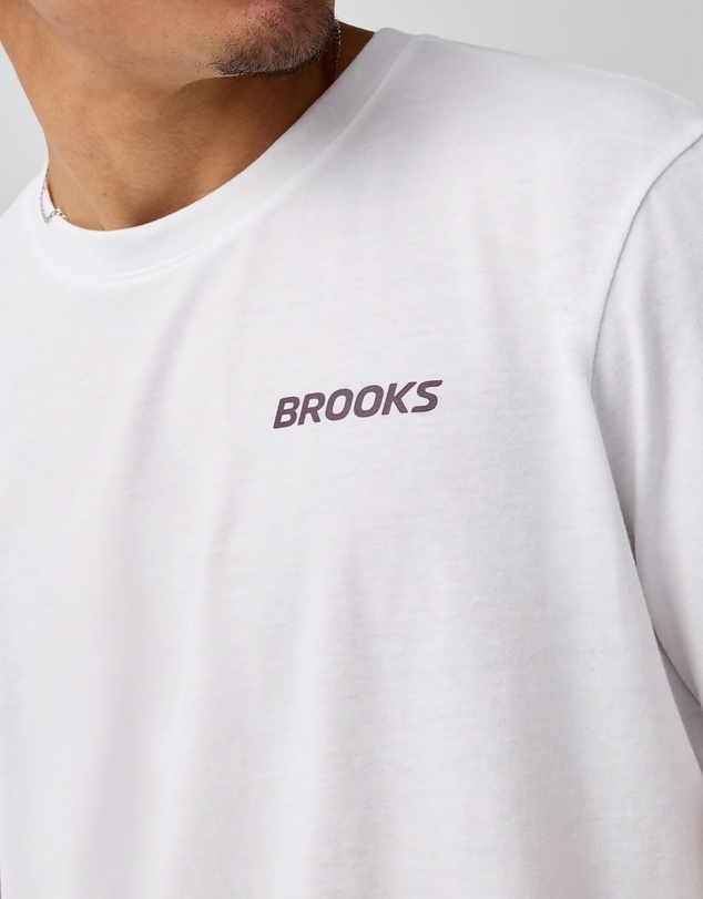 Brooks - Graphic Short Sleeve