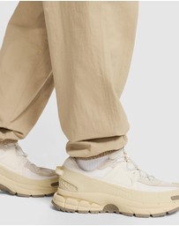 Nike - Club Woven Cargo Pants