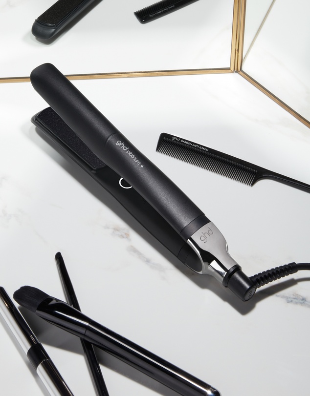 ghd - platinum+ Hair Straightener in Black