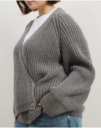 Atmos&Here Curvy - Reese Chunky Knit Wrap Cardigan