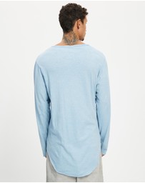 Surrounded By Ghosts - The Howlite Long Sleeve T-Shirt
