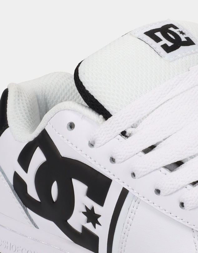 DC Shoes - Boys 8 to 16 Gaveler 2.0 Skate Shoes