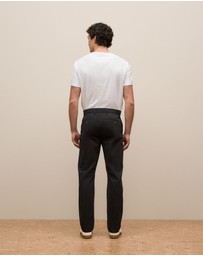 Trenery - Regular Fit Chino in Black