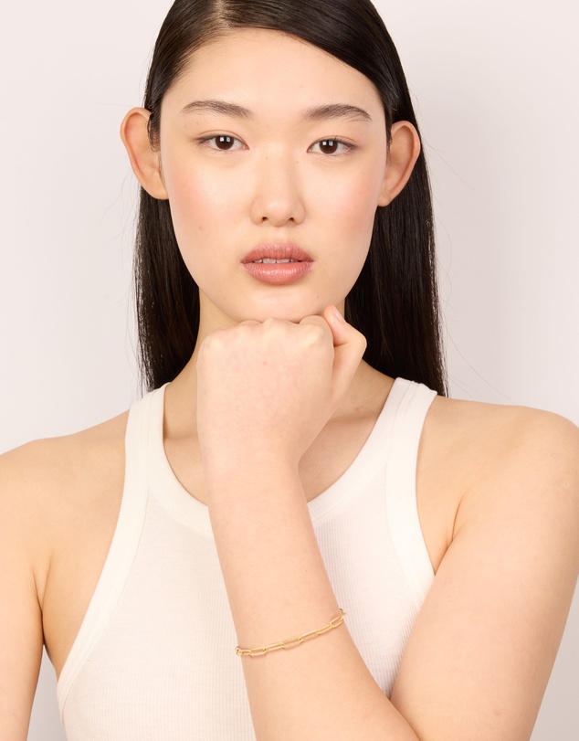 Lovisa - Waterproof Gold Plated Stainless Steel Fine Link Dainty Clasp Bracelet
