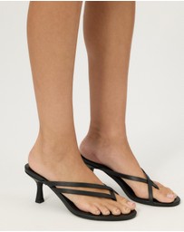 Dazie - Sophie Mid Heel Thongs