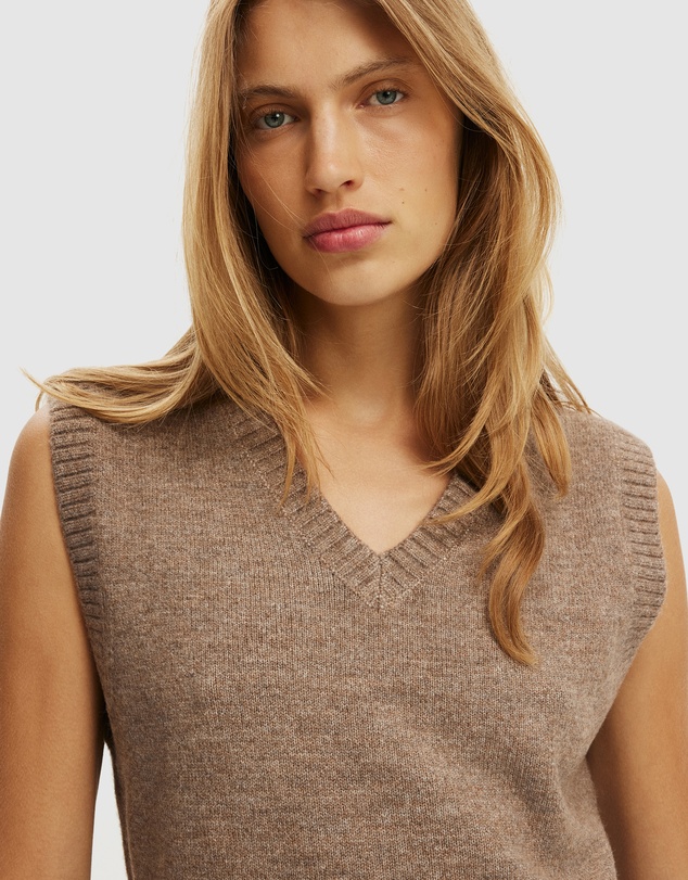Cotton On - V-Neck Slouch Vest