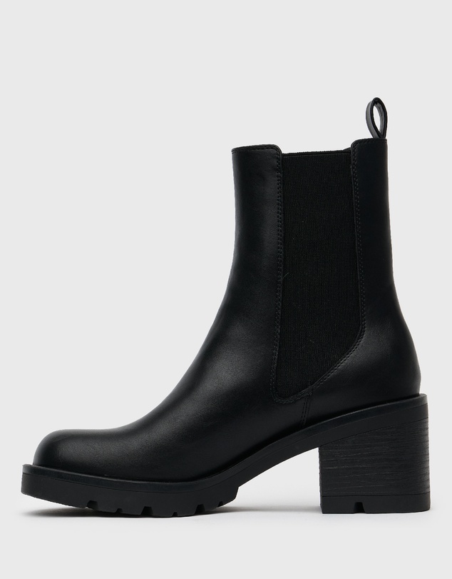 Betts - Saint Platform Chelsea Boots