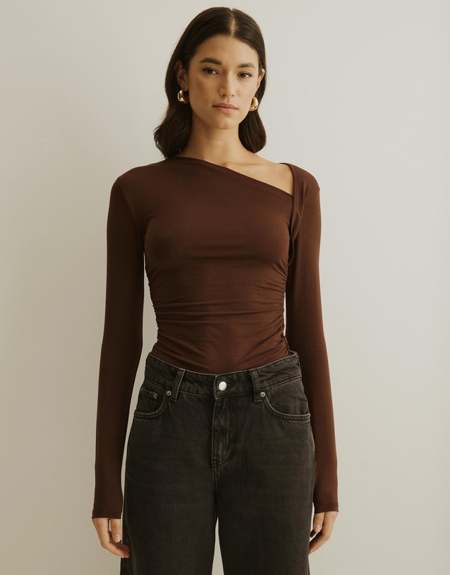 Atmos&Here - Asymmetric Long Sleeve Top