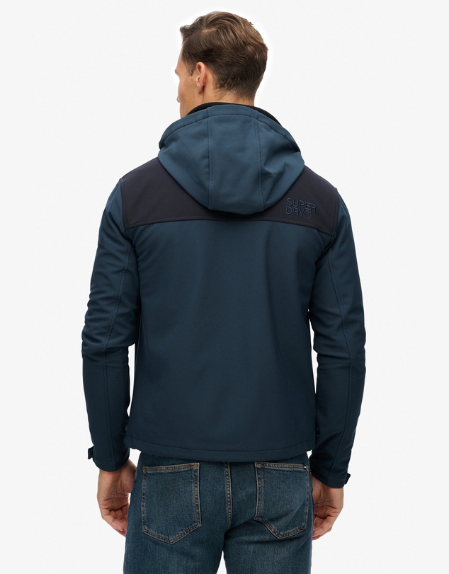 Superdry - Hooded Softshell Tech Trekker