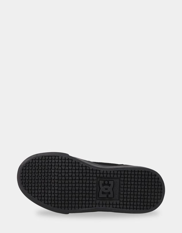 DC Shoes - Boys 8 to 16 Onyx Skate Shoes