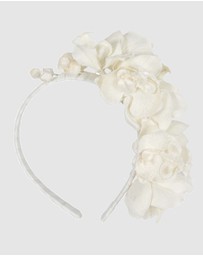 Max Alexander - Cream Orchid Flower Fascinator